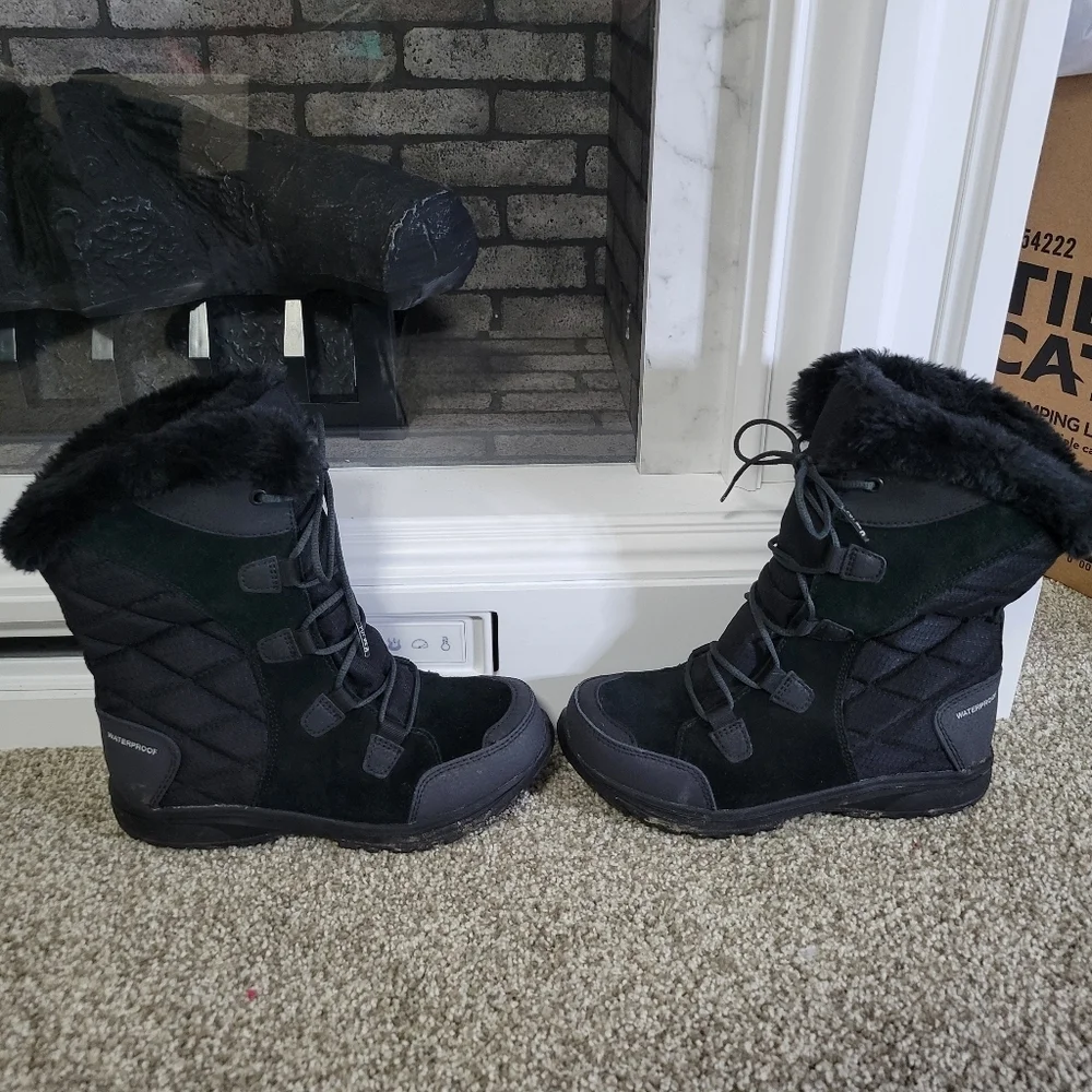 Columbia Women's Ice Maiden II Black Waterproof Snow Boots, Size 5